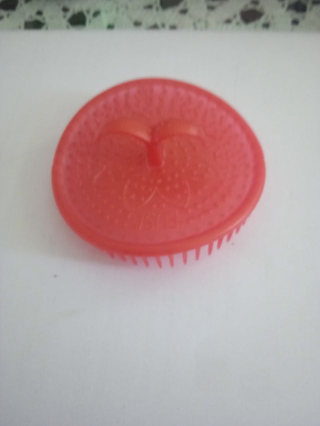 Peine rojo-mascota.Nuevo.