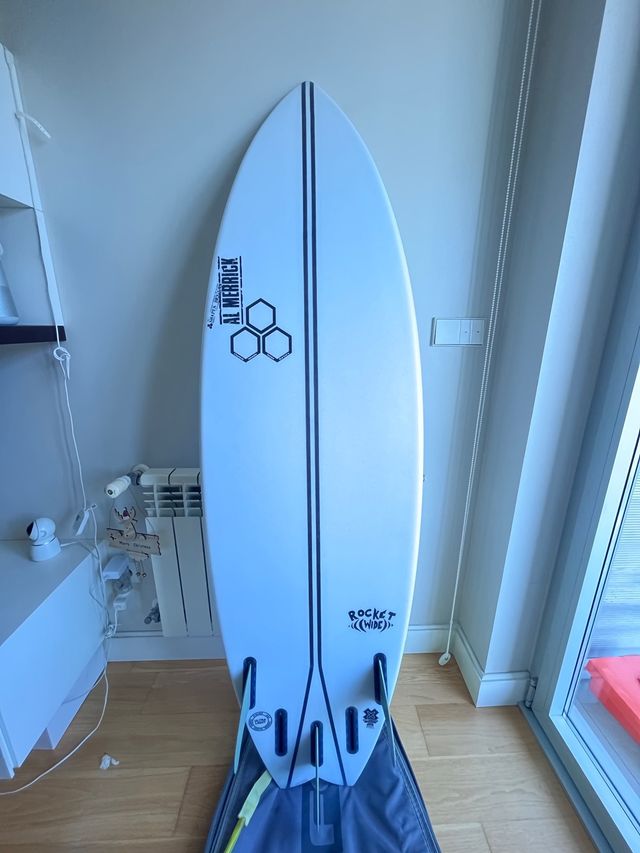 Tabla de surf AL MERRICK ROCKET WIDE de segunda mano por 430 EUR en