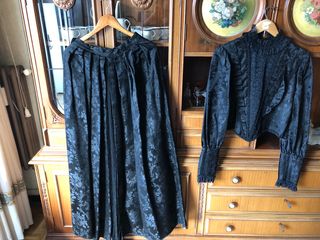 Vestido baturra talla 40-42 está en Zaragoza