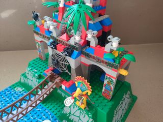 LEGO 5986 ADVENTURERS AMAZON ANCIENT RUINS