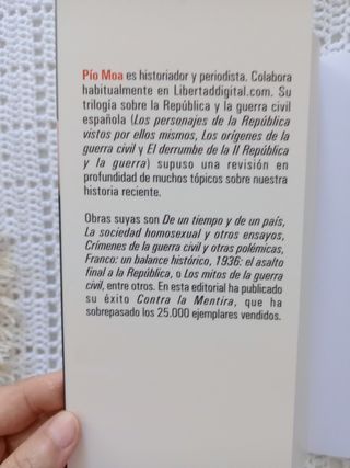 LIBRO "EL ILUMINADO DE LA MONCLOA Y OTRAS PLAGAS"