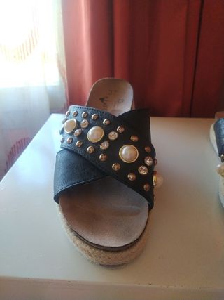 Sandalias negras con brillantes, Talla 37