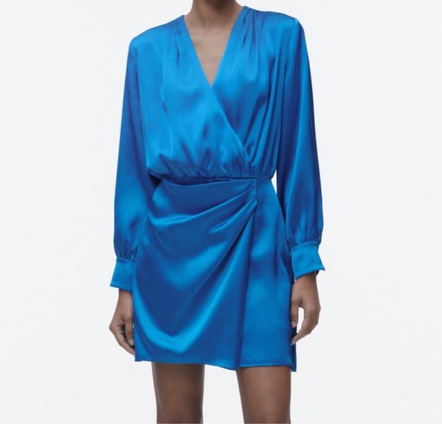 Vestido satinado Zara