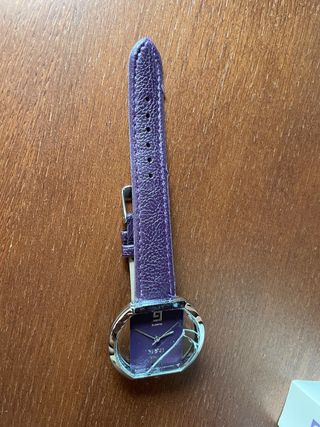 reloj QUARTZ correa morado