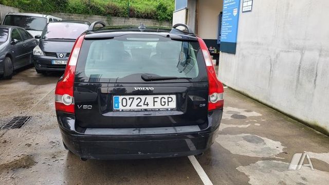 VOLVO V50 D5 Momentum Aut.