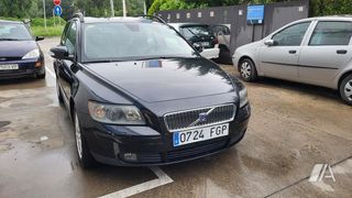 VOLVO V50 D5 Momentum Aut.
