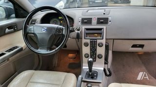 VOLVO V50 D5 Momentum Aut.