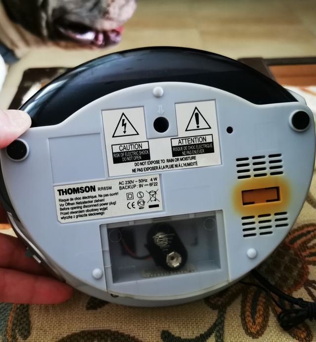 Radio despertador Thomson