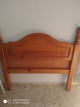 Cabecero cama de 90 .