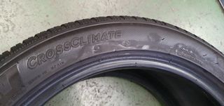 235/45-19 Crossclimate +