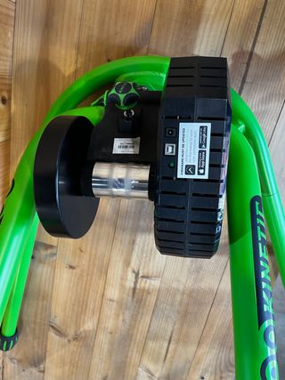 Rodillo inteligente Kinetic Rock & Roll Control