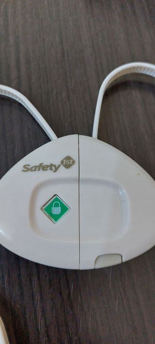 2 Cierre Seguridad niños Safety1St