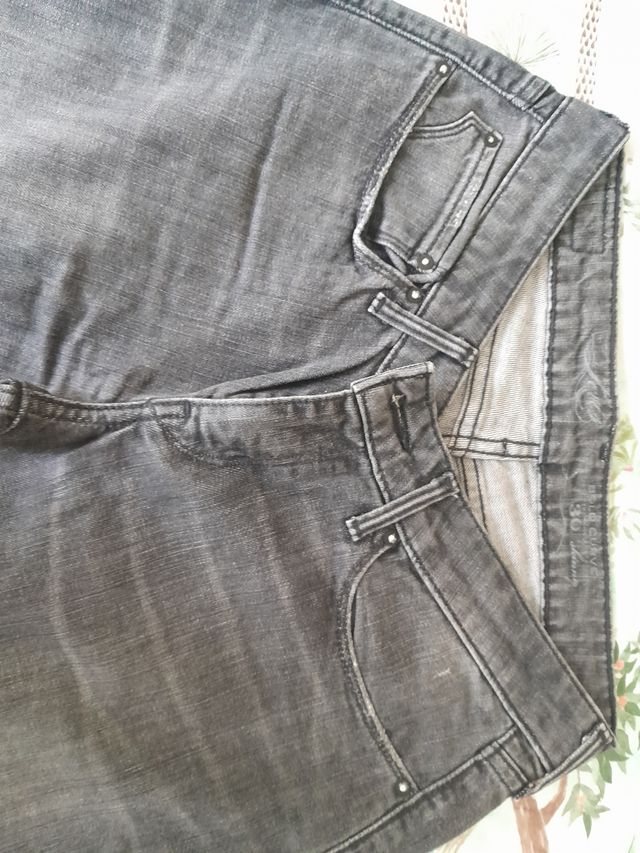 levis bold curve 30 skinny