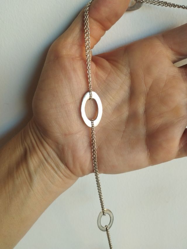 Collar de plata largo de diseño