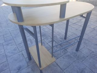 Escritorio.( Mesa de ordenador)