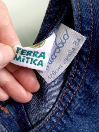 Vestido bordado 8 años