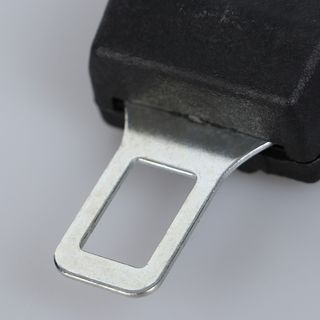 Clip para cinturón de seguridad