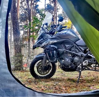 Alquiler moto Benelli TRK 502 X