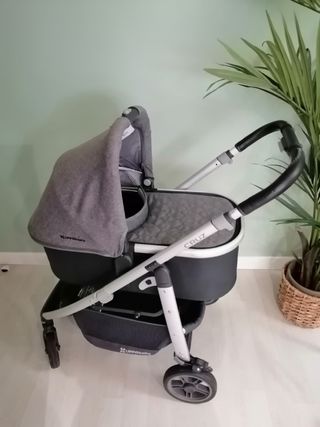 Silla de paseo y capazo Uppa Baby Cruz