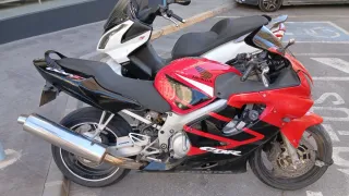 honda cbr 600F r6 r1 cbr1000rr gsxr 600 1000 zx10