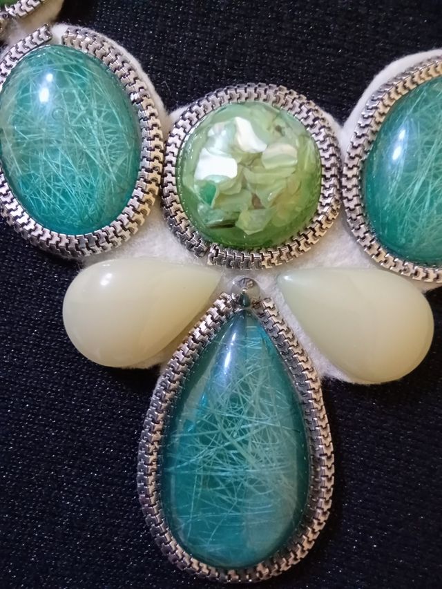 Collar turquesa sumamente original