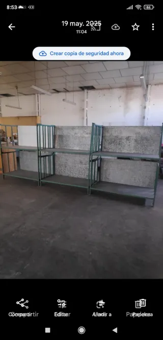 Jaula almacenaje de hierro y apilables.