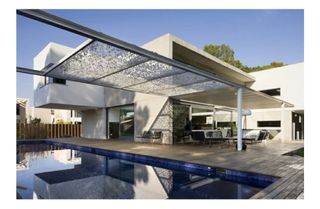 Pérgola paneles solares