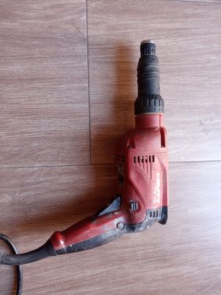 atornilladora hilti st18