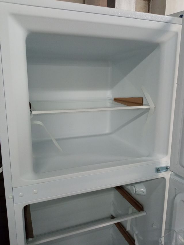 Nevera Corberó 175x60