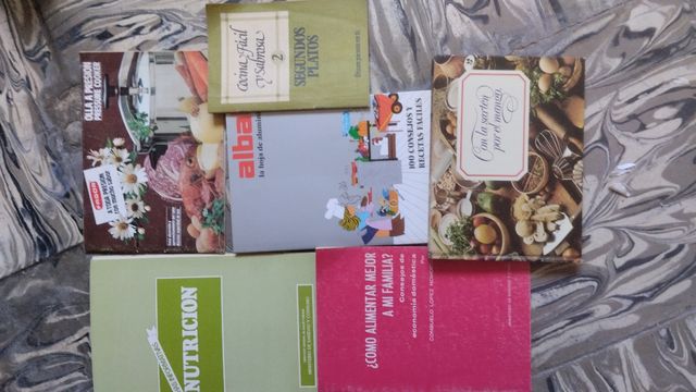 18 libros de cocina, tapas.