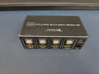 Kvm switch 4 hdmi a 1