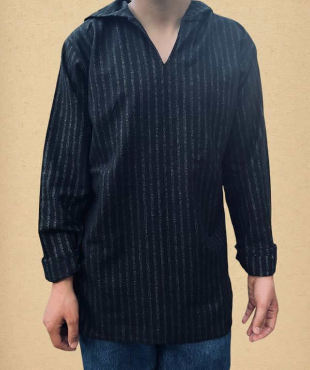 Maglione con cappuccio artigianale