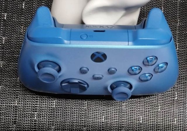 Mando Oficial Aqua Shift Microsoft Xbox Series X-S