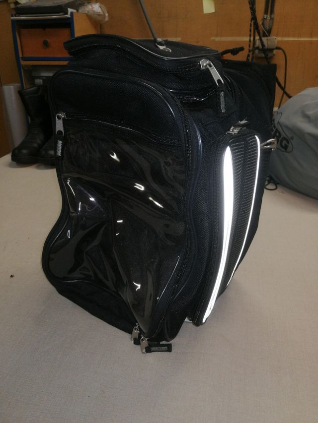 portaequipajes imantado al deposito