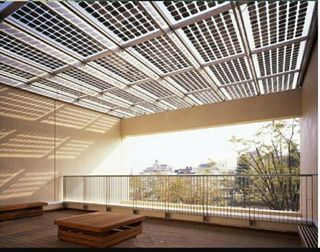Terraza cubierta paneles solares