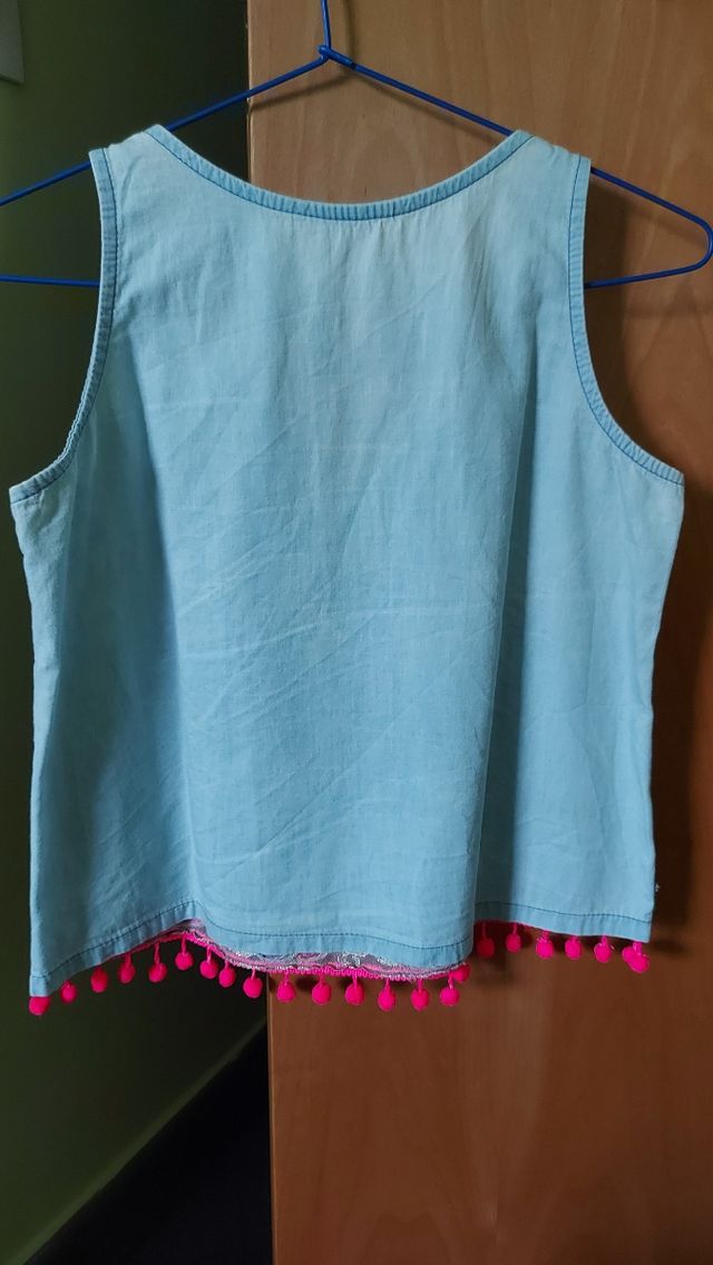 Camisa de tirantes con detalles