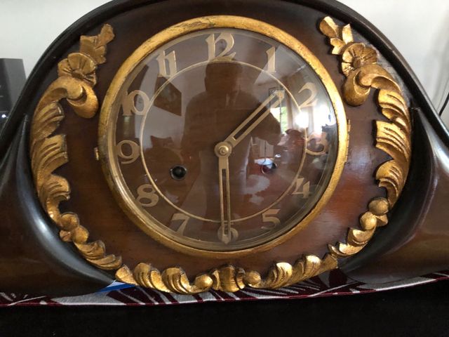 Reloj antiguo de sobremesa