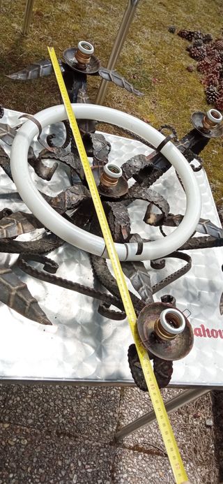 Lampara de forja rustica tipo mesón