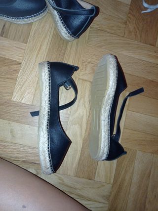 2 pares de Zapatos negros esparto mujer 