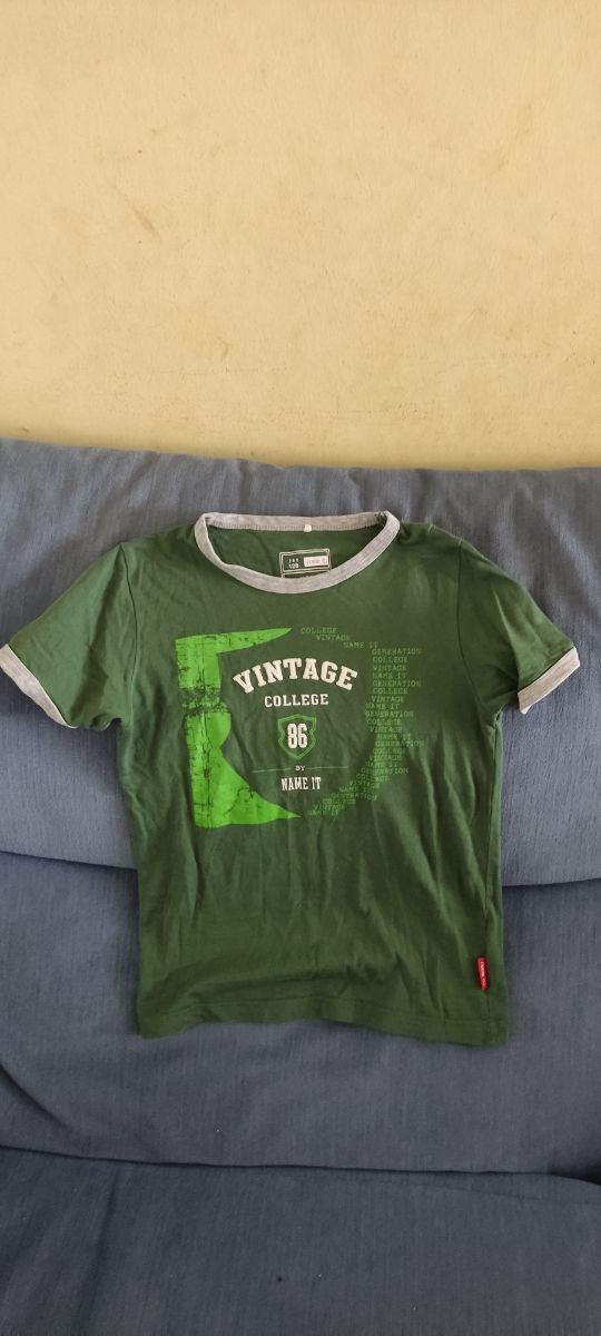 camiseta de Name it kids. Talla 7-8 años