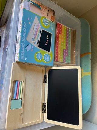 Ordenador educativo de madera