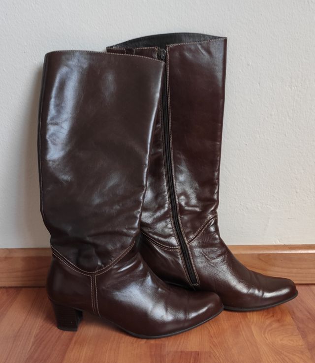 Botas caña alta talla 38