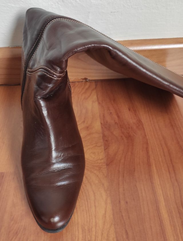 Botas caña alta talla 38