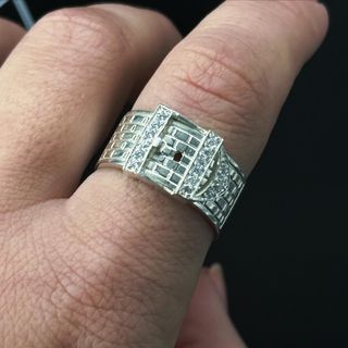 Anillo de plata