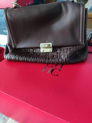 Bolso marrón baret Carolina Herrera