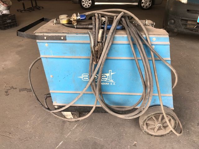 Apel MIG 301 soldadura