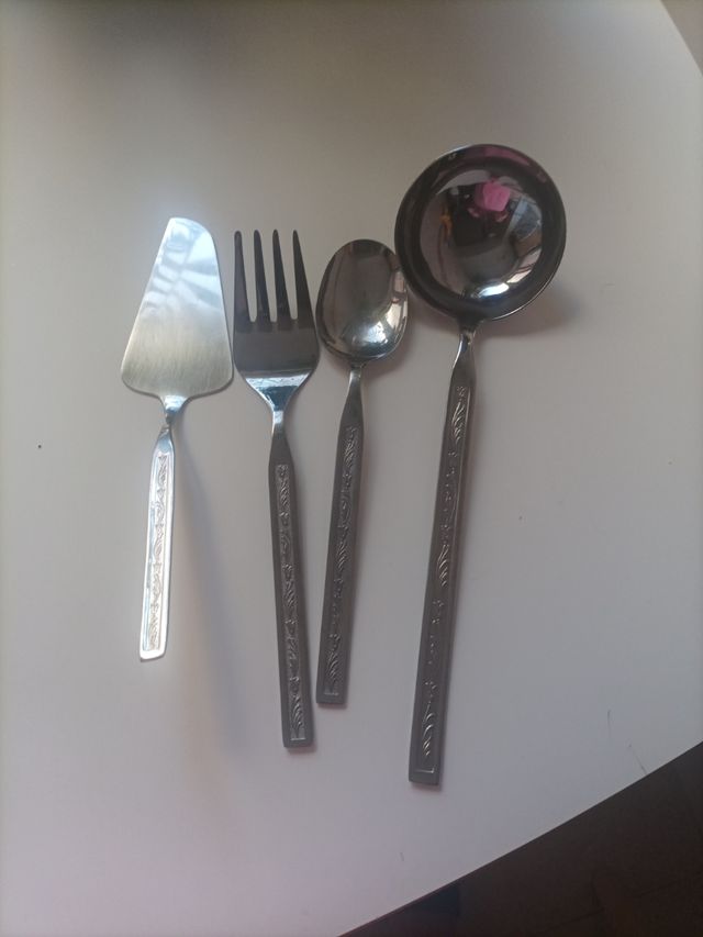 Cubertería vintage.