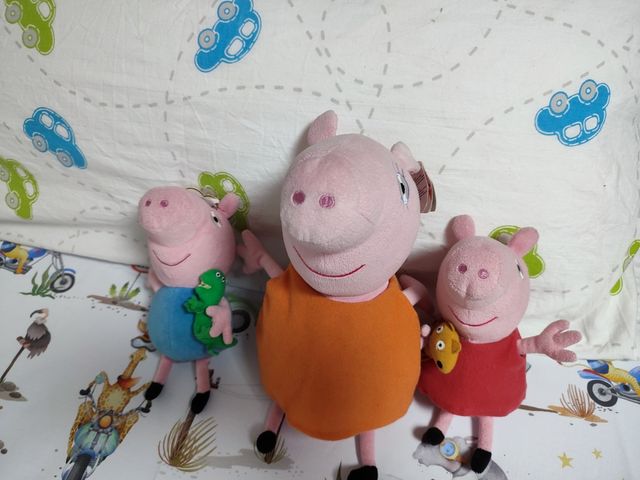 Lote de peluches pepa pig