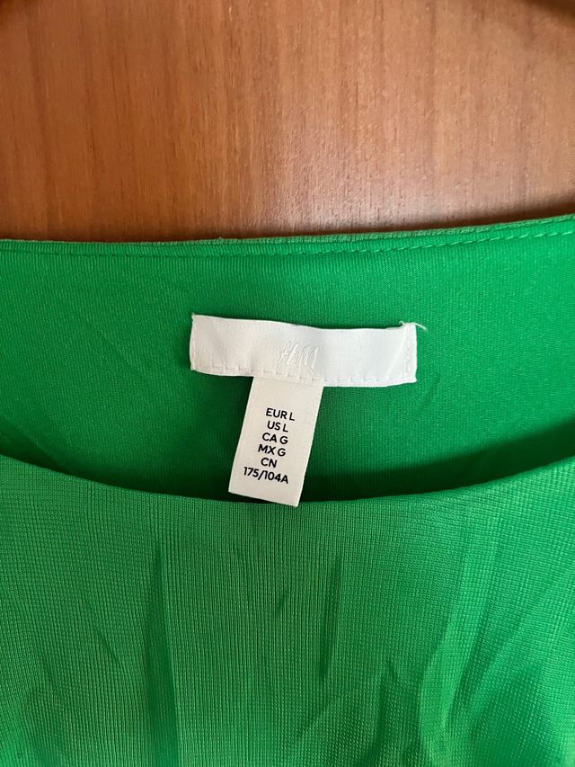 Vestido ceñido verde HyM talla L