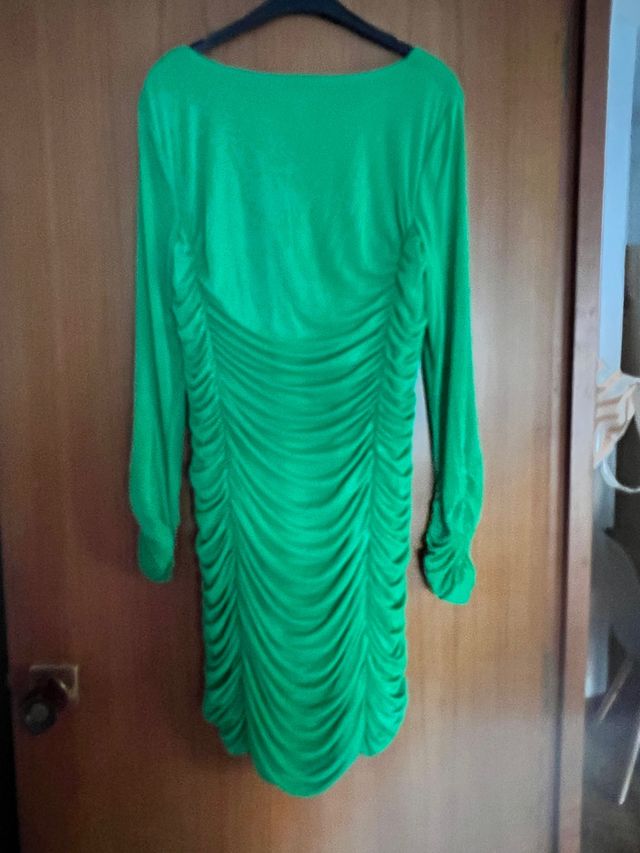 Vestido ceñido verde HyM talla L